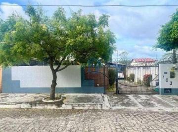 Casa · 251m² · 3 Quartos · 5 Vagas · Casa Ampla Com 4 Quartos, Suíte E 360 m² de Terreno À Venda Em Neópolis!