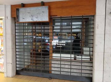 Comercial · 99m² · Loja Em Centro, Nova Friburgo/rj de 99 m² Para Locação R$3.000,00/mes