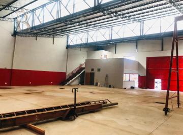 Comercial · 600m² · 4 Vagas · Galpão Em Jóquei Clube, Marília/sp de 600 m² Para Locação R$20.000,00/mes