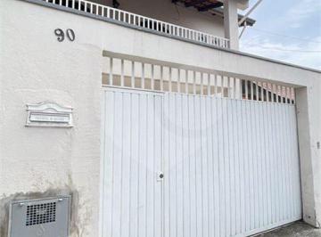 Casa · 200m² · 3 Quartos · 4 Vagas · Casa Em Jardim Das Tulipas, Jundiaí/sp de 200 m² 3 Quartos À Venda por R$745.000