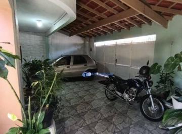 Casa · 192m² · 3 Quartos · 2 Vagas · Sobrado Em Jardim Santa Marina, Jacareí/sp de 192 m² 3 Quartos À Venda por R$750.000