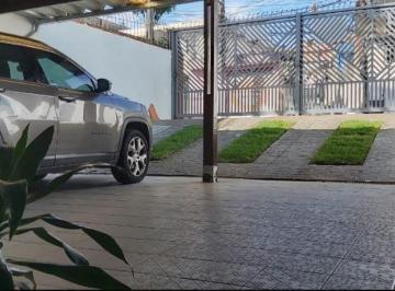 Casa · 234m² · 3 Quartos · 4 Vagas · Sobrado Em Helena Maria, Osasco/sp de 234 m² 3 Quartos À Venda por R$695.000