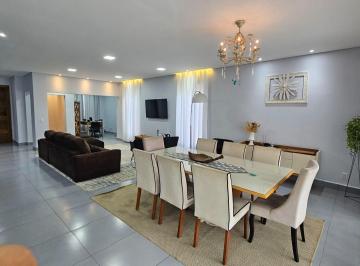Casa · 384m² · 4 Quartos · 4 Vagas · Casa Em Tarumã, Santana de Parnaíba/sp de 384 m² 4 Quartos À Venda por R$2.520.000