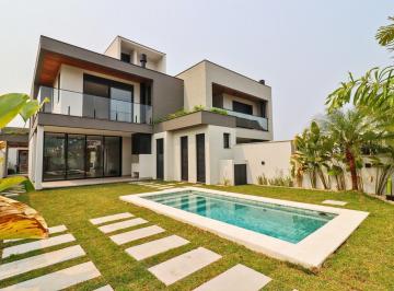 Casa · 237m² · 3 Quartos · 3 Vagas · Casa Em Lagoa Da Conceição, Florianópolis/sc de 237 m² 3 Quartos À Venda por R$2.700.000