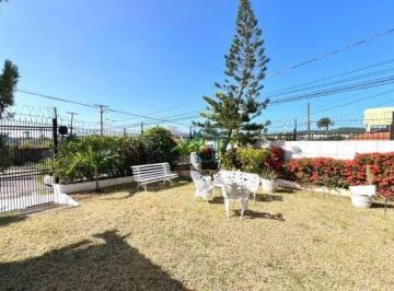 Casa · 329m² · 4 Quartos · 4 Vagas · Casa Duplex de Esquina Em Capim Macio | 4 Quartos | 3 Suítes | 4 Vagas
