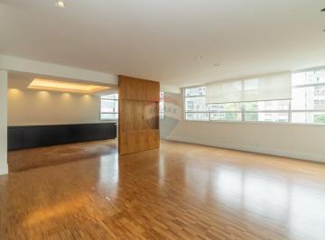 Apartamento · 214m² · 3 Quartos · 2 Vagas · Apartamento À Venda No Jardins Com 214 m², 3 Dormitórios Sendo 1 Suíte E 2 Vagas por R$3.500.000