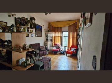 Casa · 250m² · 4 Quartos · Imoveis - No Jardim Proença