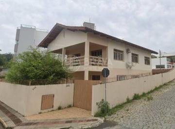 Casa · 180m² · 4 Quartos · 3 Vagas · Casa Em Cabeçudas, Itajaí/sc de 180 m² 4 Quartos À Venda por R$3.000.000