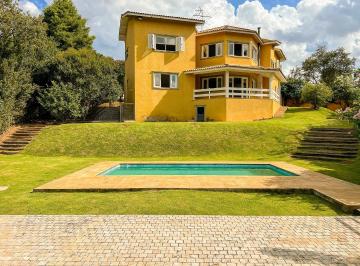 Casa · 714m² · 3 Quartos · 6 Vagas · Casa Em Vila de São Fernando, Cotia/sp de 714 m² 3 Quartos À Venda por R$2.950.000