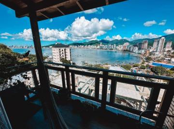 Casa · 200m² · 4 Quartos · 2 Vagas · Casa Em Canto Da Praia, Itapema/sc de 200 m² 4 Quartos À Venda por R$2.968.000