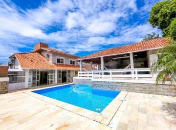 Casa · 370m² · 4 Quartos · 2 Vagas · Casa Em Trindade, Florianópolis/sc de 370 m² 4 Quartos À Venda por R$3.000.000