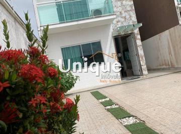 Casa · 180m² · 4 Quartos · 3 Vagas · Casa Em Colinas Do Peró, Cabo Frio/rj de 180 m² 4 Quartos À Venda por R$550.000