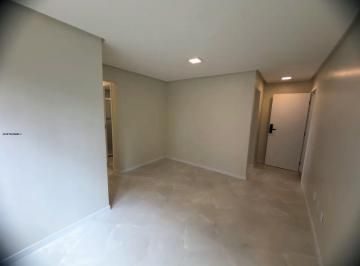 Apartamento · 48m² · 2 Quartos · 1 Vaga · Apartamento Nascente, Térreo, 2/4, 1 Wc, 1 Vaga, Reformado, Condomínio Asa No Bairro Trobogy, Salvad
