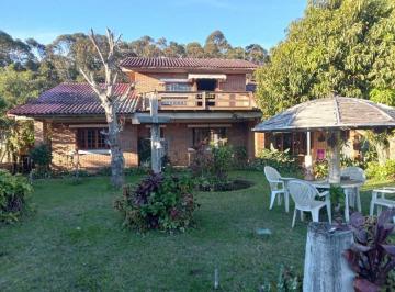 47d38b79a272c2178a9f2491e5a91d25.jpg · Casa Bem Localizada Em Itapuã - Praia Da Varzinha