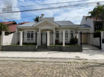 Casa · 240m² · 3 Quartos · 4 Vagas · Casa a Venda Em Canoas 3 Dorm.