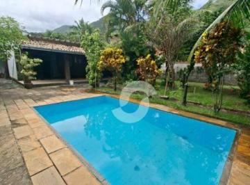Casa · 180m² · 3 Quartos · 5 Vagas · Casa Em Marquês de Maricá, Maricá/rj de 180 m² 3 Quartos À Venda por R$800.000