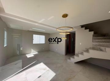 Casa · 140m² · 4 Quartos · 2 Vagas · Aluga Casa Duplex Com 4 Suites Em Buraquinho, Foz Do Joanes.