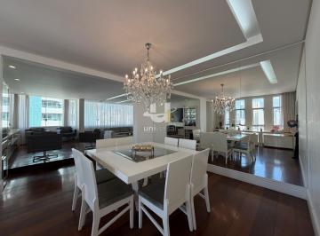 Apartamento · 306m² · 5 Quartos · 2 Vagas · Exclusividade No Centro: 300 m², 5 Quartos, Suíte Com Closet E 2 Vagas.