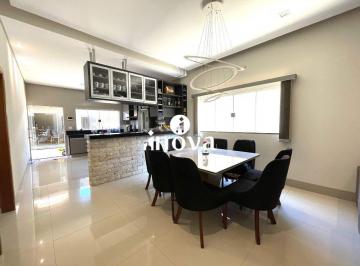 Casa · 206m² · 3 Quartos · 4 Vagas · Casa a Venda, Bairro Jardim Do Lago