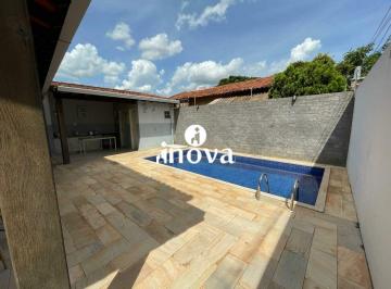 Casa · 230m² · 4 Quartos · 4 Vagas · Casa a Venda, Bairro Mercês