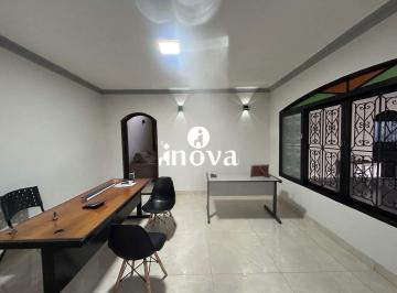 Casa · 200m² · 3 Quartos · 2 Vagas · Casa a Venda, Bairro São Benedito
