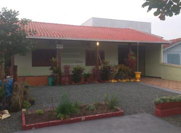 Casa · 143m² · 3 Quartos · 2 Vagas · Linda Casa Mobiliado a Pouco m Da Praia de Itajua