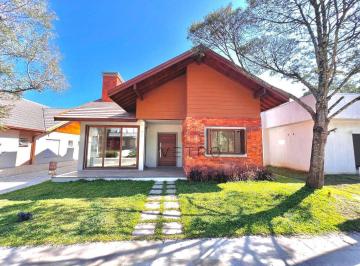 41ee714361bfddba37e9d16ee2ffbb80.jpg · Casa À Venda Em Gramado No Vivendas Do Arvoredo!