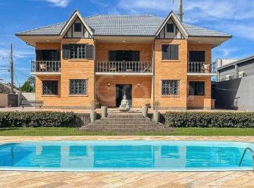 Casa · 293m² · 3 Quartos · 4 Vagas · Casa de 293 m² Com 3 Suítes Em Condomínio Fechado Na Lagoa Da Conceição