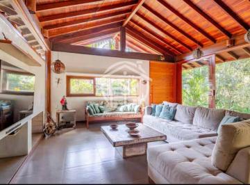 Casa · 212m² · 4 Quartos · 1 Vaga · Casa de Alto Padrão À Venda Em Itamambuca – Ubatuba/sp