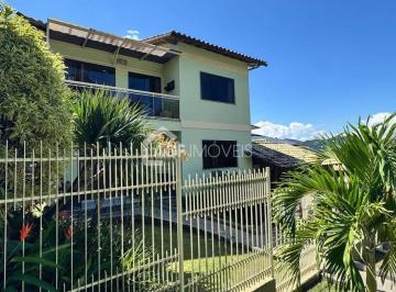 Casa · 4m² · 5 Quartos · Casa Rua Sem Saída Em Camboinha