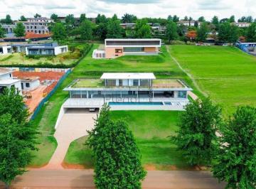 Foto 1 · Imoveis - Condomínio Quinta Da Baroneza II