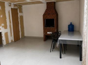 Casa · 250m² · 3 Quartos · 2 Vagas · Sobrado Em Parque São Vicente, Mauá/sp de 250 m² 3 Quartos À Venda por R$700.000