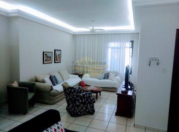 Casa · 200m² · 3 Quartos · 2 Vagas · Casa Sobreposta Baixa - Bairro Embaré - Santos/sp.