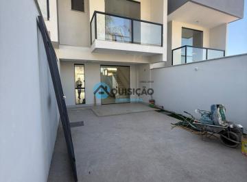 Casa · 110m² · 3 Quartos · 2 Vagas · Casa Geminada Bairro Angola 3qtos Sendo Um Suite
