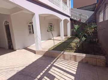 Casa · 403m² · 5 Quartos · 3 Vagas · Casa Em Aribiri, Vila Velha/es de 403 m² 5 Quartos À Venda por R$550.000