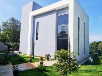 Casa · 140m² · 2 Quartos · 4 Vagas · Sobrado Em Chácaras Ceres, Suzano/sp de 140 m² 2 Quartos À Venda por R$800.000