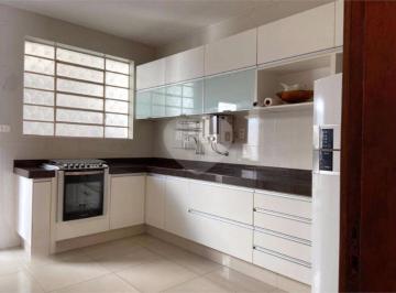Casa · 165m² · 3 Quartos · 2 Vagas · Casa Em Anhangabaú, Jundiaí/sp de 165 m² 3 Quartos À Venda por R$1.350.000