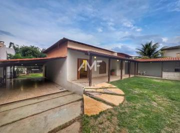 Casa · 302m² · 4 Quartos · 6 Vagas · Casa Em Asa Norte, Brasília/df de 302 m² 4 Quartos À Venda por R$1.250.000