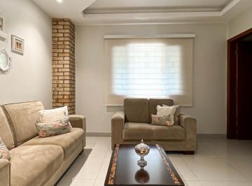 Casa · 300m² · 3 Quartos · 3 Vagas · Imoveis - No Centro