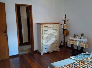 Casa · 168m² · 3 Quartos · 2 Vagas · Casa Em Engenhoca, Niterói/rj de 168 m² 3 Quartos À Venda por R$560.000