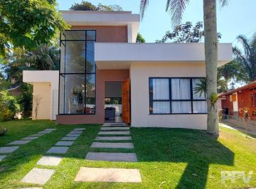 Casa · 300m² · 3 Quartos · 2 Vagas · Casa Em Vargem Grande, Teresópolis/rj de 300 m² 3 Quartos À Venda por R$840.000