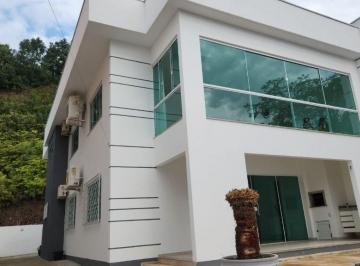 Casa · 398m² · 4 Quartos · 2 Vagas · Casa Em Praia Dos Amores, Balneário Camboriú/sc de 398 m² 4 Quartos À Venda por R$3.800.000
