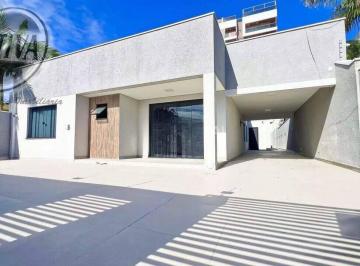 Casa · 283m² · 7 Quartos · 5 Vagas · Casa Em Centro, Guaratuba/pr de 283 m² 7 Quartos À Venda por R$3.500.000
