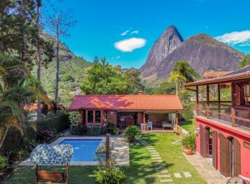 Casa · 300m² · 3 Quartos · 5 Vagas · Casa Com 3 Quartos Em Itaipava, Petrópolis