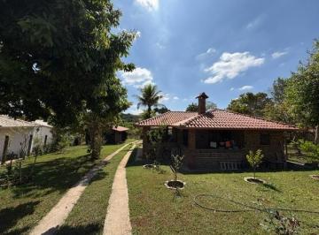 Casa · 1380m² · 4 Quartos · Casa À Venda - No Condomínio Fazenda Solar