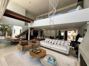 Casa · 491m² · 4 Quartos · 3 Vagas · Casa Em Vila Diva, Carapicuíba/sp de 491 m² 4 Quartos À Venda por R$2.590.000ou Para Locação R$