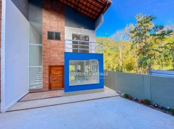Casa · 219m² · 4 Quartos · 2 Vagas · Casa Em Granja Guarani, Teresópolis/rj de 219 m² 4 Quartos À Venda por R$850.000