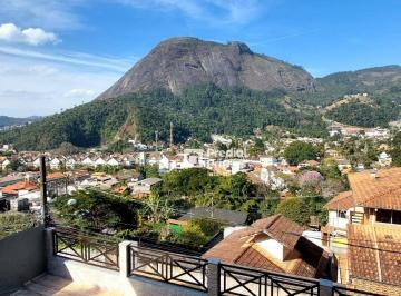 Casa · 243m² · 3 Quartos · 2 Vagas · Casa Em Cônego, Nova Friburgo/rj de 243 m² 3 Quartos À Venda por R$1.450.000