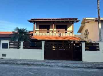 Casa · 252m² · 3 Quartos · 2 Vagas · Casa Em Canto Grande, Bombinhas/sc de 252 m² 3 Quartos À Venda por R$3.990.000