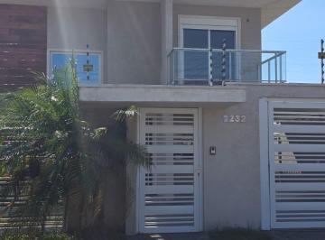 Casa · 327m² · 2 Quartos · 4 Vagas · Sobrado Em Bairro Cohapar, Guaratuba/pr de 327 m² 2 Quartos À Venda por R$1.390.000